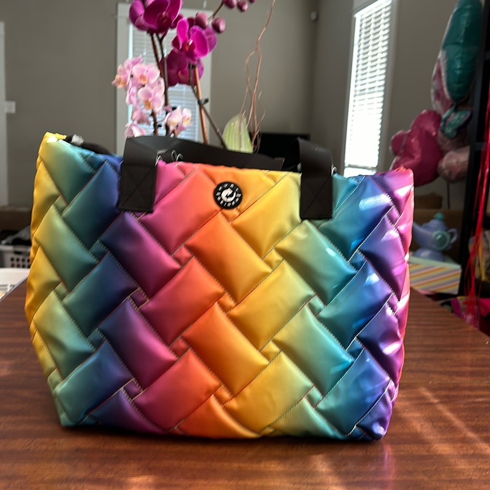 Kurt Geiger recycled shopper vibrant color